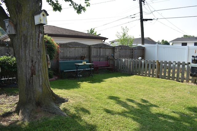 7710 W 81st Pl, Bridgeview, IL 60455 - view of fenced backyard