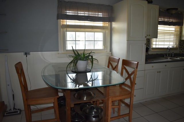 7710 W 81st Pl, Bridgeview, IL 60455 - dining area with plenty of natural light and light tile patterned flooring