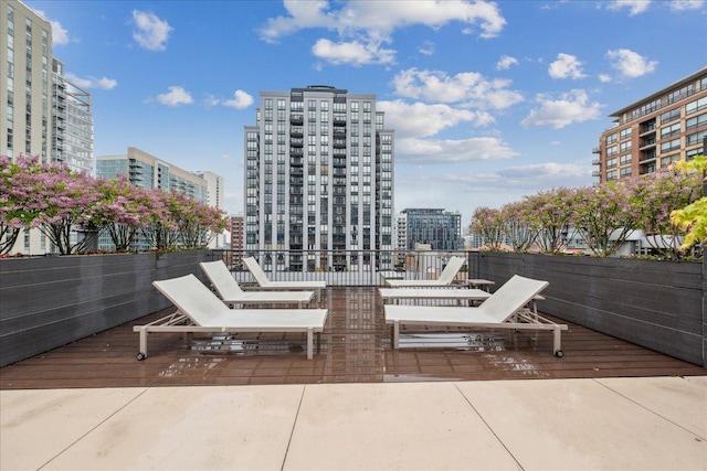 411 W Ontario St Unit 411, Chicago, IL 60654 - view of patio / terrace featuring a view of city