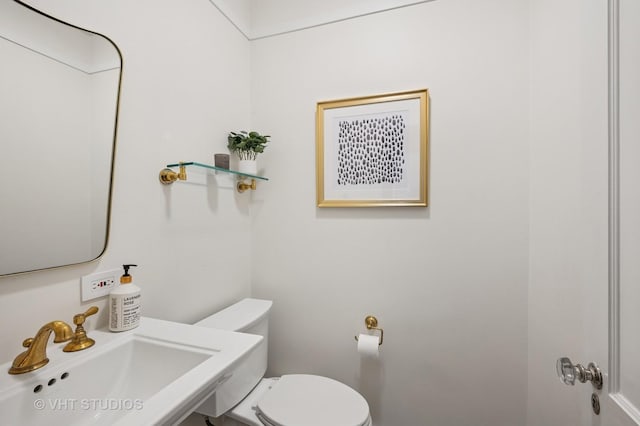 720 Willow Rd, Winnetka, IL 60093 - bathroom with a sink and toilet