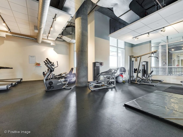 900 N Kingsbury St Unit 967, Chicago, IL 60610 - workout area with a high ceiling