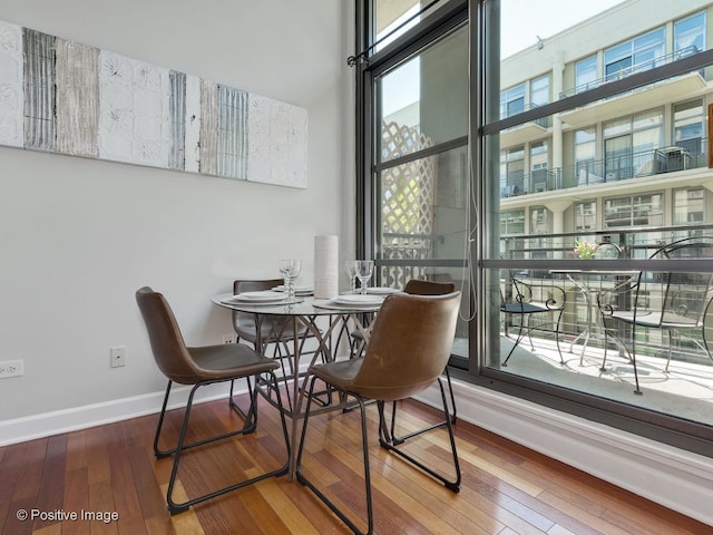 900 N Kingsbury St Unit 967, Chicago, IL 60610 - dining room with wood-type flooring and baseboards