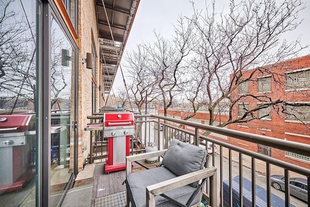 2545 S Dearborn St Unit 323, Chicago, IL 60616 - balcony with a grill