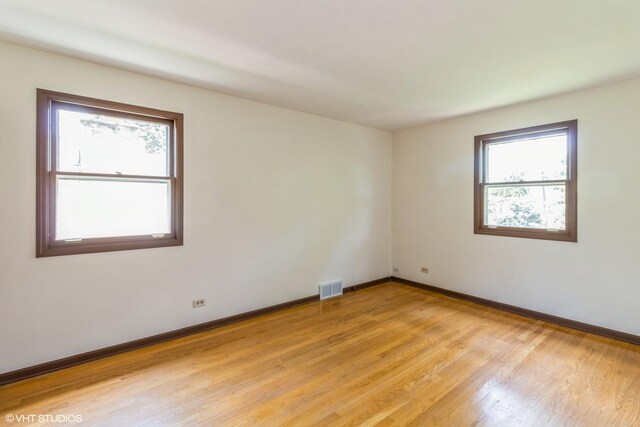 1612 N Burning Bush Ln, Mount Prospect, IL 60056 - photo 18