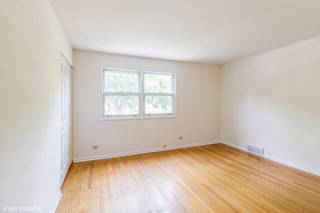 1612 N Burning Bush Ln, Mount Prospect, IL 60056 - photo 20