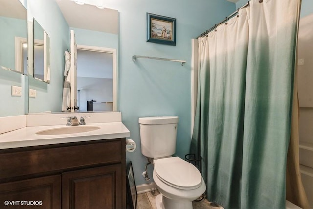 full bathroom featuring vanity and a shower with curtain