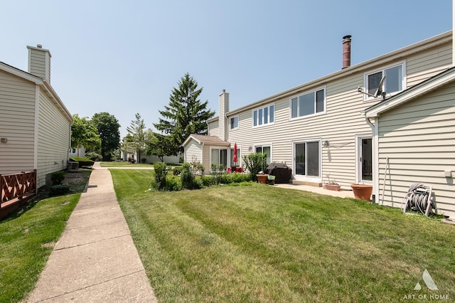 780 Buckingham Ct, Hoffman Estates, IL 60169 - view of grassy yard
