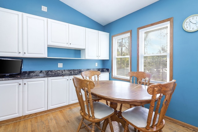 84 S Glenview Ave, Lombard, IL 60148 - photo 10