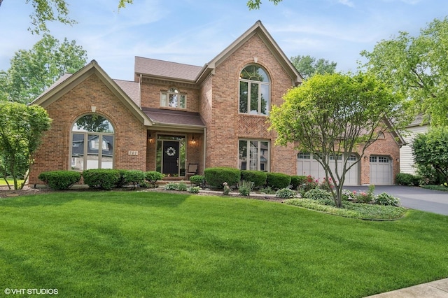 727 Mesa Dr, Naperville, IL 60565 - photo 1