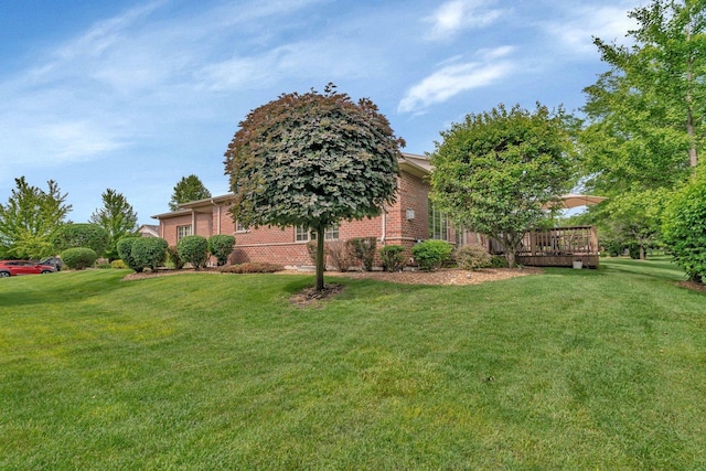 11186 188th Pl, Mokena, IL 60448 - view of green lawn with a wooden deck