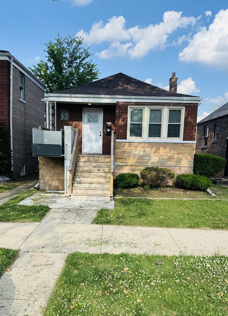8355 S Hoyne Ave, Chicago, IL 60620 - photo 1