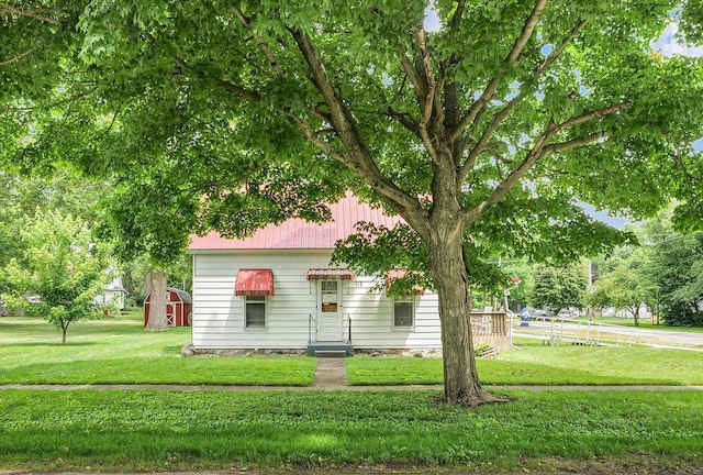 112 4th St, Ivesdale, IL 61851 - photo 1