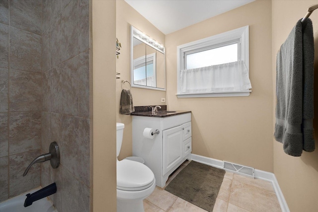 4606 Willow Ln, Mchenry, IL 60050 - bathroom featuring vanity and tile patterned floors