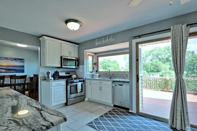 4 Kingsport Dr, Schaumburg, IL 60193 - photo 10