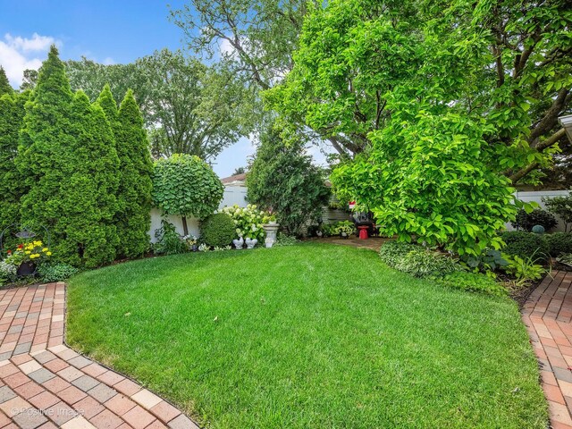 10318 Dickens St, Westchester, IL 60154 - photo 26
