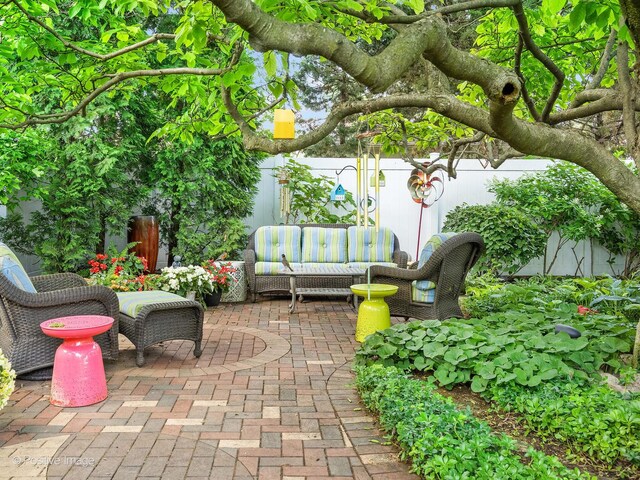 10318 Dickens St, Westchester, IL 60154 - photo 29