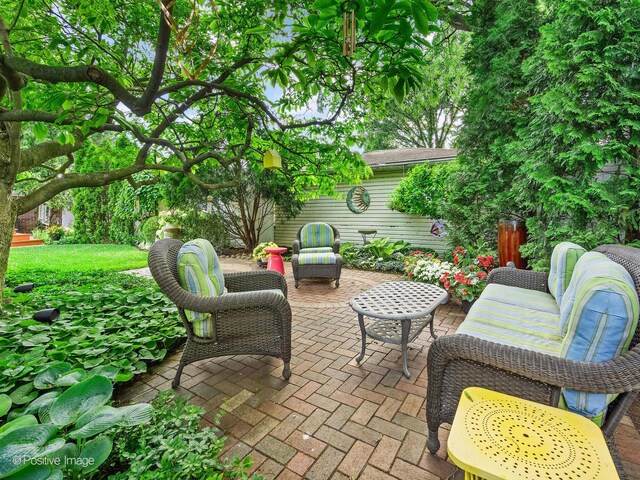 10318 Dickens St, Westchester, IL 60154 - photo 31