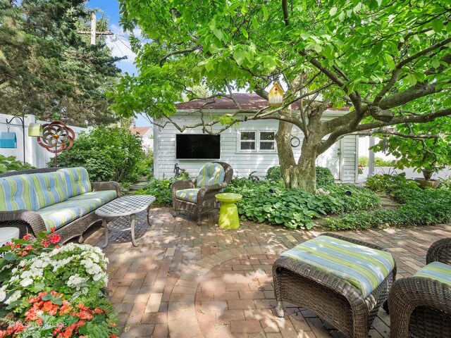 10318 Dickens St, Westchester, IL 60154 - photo 32