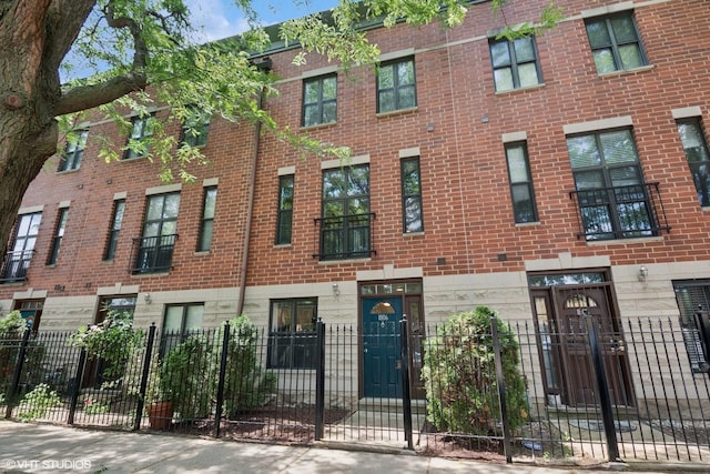1806 N Spaulding Ave, Chicago, IL 60647 - photo 1