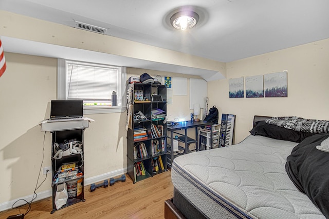 4825 N Karlov Ave, Chicago, IL 60630 - bedroom with wood finished floors and baseboards