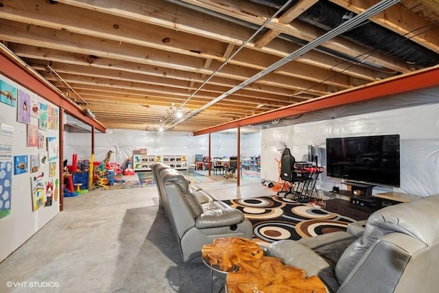 26930 Thornwood Blvd, Plainfield, IL 60585 - living area featuring concrete flooring