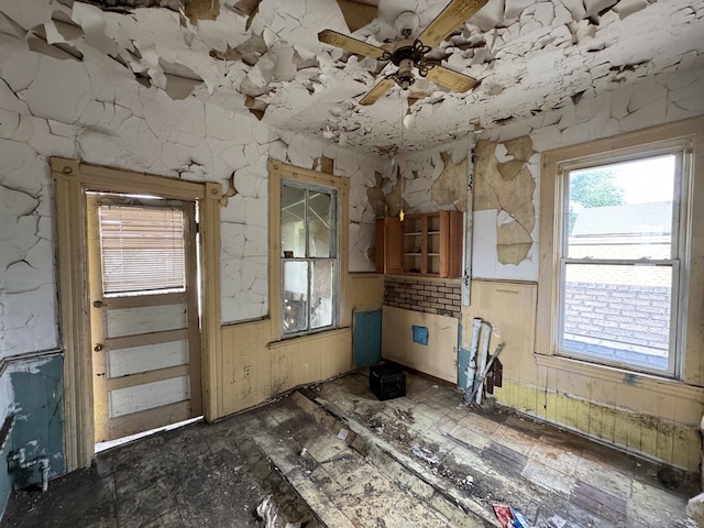 4022 W Carroll Ave, Chicago, IL 60624 - spare room with ceiling fan