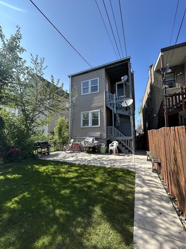 3247 W Berteau Ave, Chicago, IL 60618 - back of property with a patio