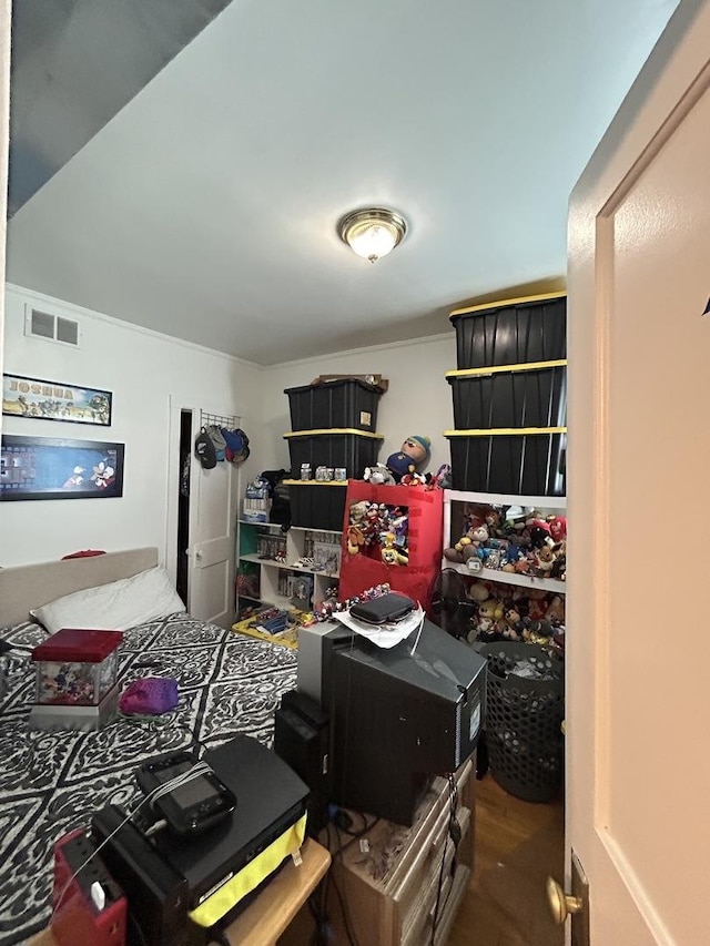 3247 W Berteau Ave, Chicago, IL 60618 - bedroom featuring wood finished floors