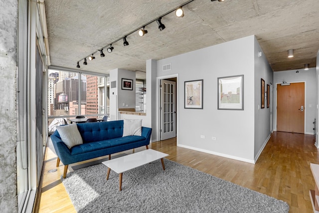 611 S Wells St Unit 1304, Chicago, IL 60607 - living room with track lighting and wood finished floors