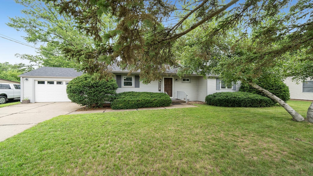 8038 Ravere St, Machesney Park, IL 61115 - photo 1