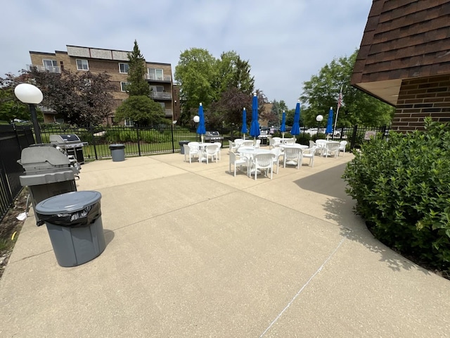 900 E Wilmette Rd Unit 411, Palatine, IL 60074 - view of patio with area for grilling and outdoor dining area