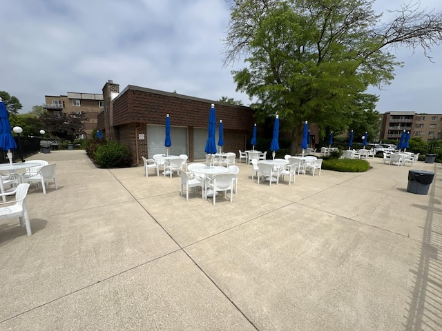 900 E Wilmette Rd Unit 411, Palatine, IL 60074 - view of patio / terrace with outdoor dining space