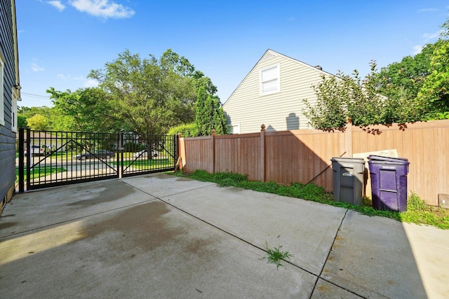 515 Adams St, Elgin, IL 60123 - photo 19