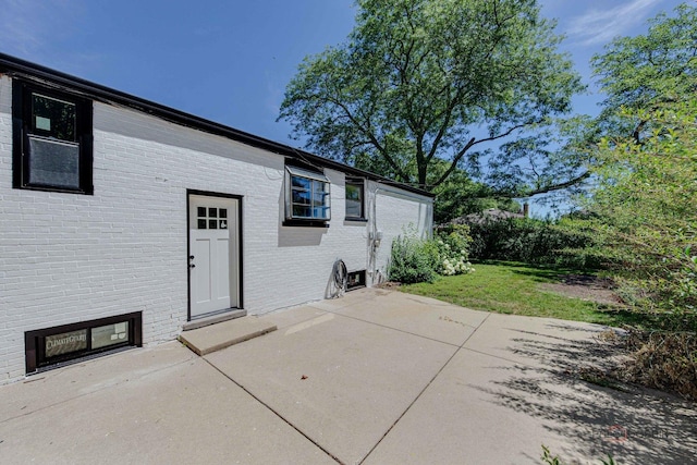 4021 W Estes Ave, Lincolnwood, IL 60712 - view of patio / terrace