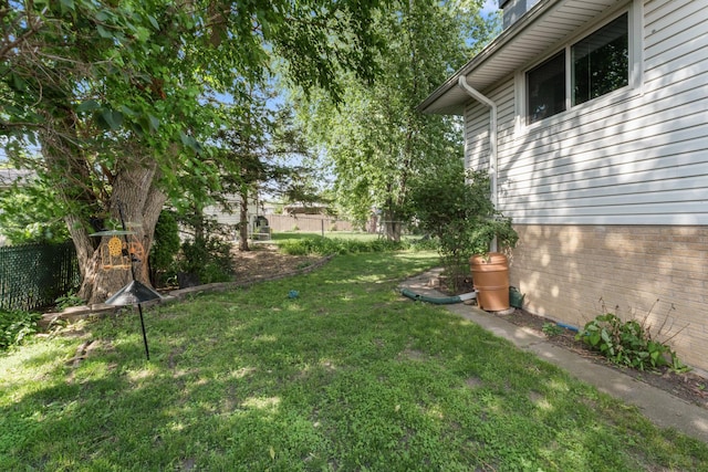 2135 N Haig Ct, Palatine, IL 60074 - view of yard