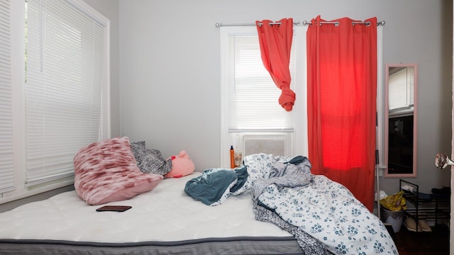 312 N Mclean St, Bloomington, IL 61701 - view of bedroom