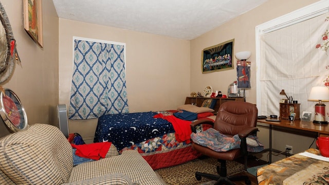 312 N Mclean St, Bloomington, IL 61701 - bedroom with a desk