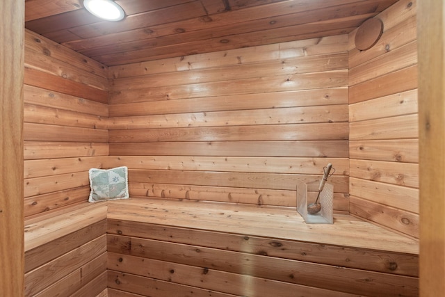 10 Shoreside Dr, South Barrington, IL 60010 - sauna featuring wood ceiling and wooden walls
