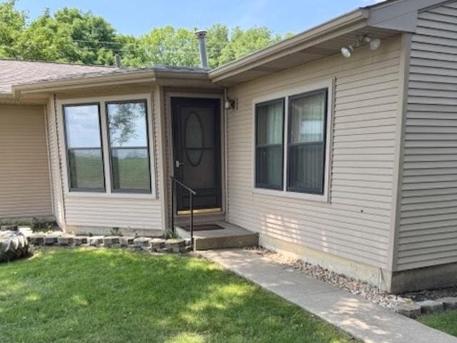 12238 Lisbon Rd, Newark, IL 60541 - entrance to property with a lawn