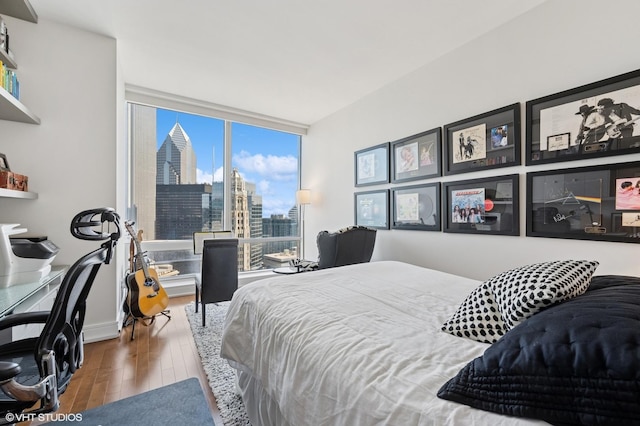 401 N Wabash Ave Unit 32J, Chicago, IL 60611 - building lobby featuring a towering ceiling and wooden walls