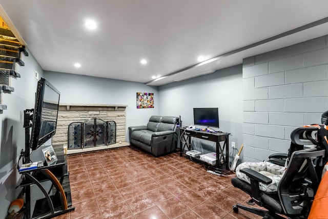510 S Hebbard St, Joliet, IL 60433 - photo 20