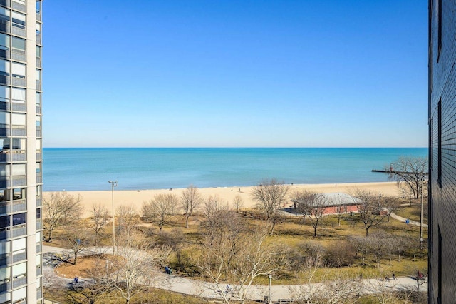 5701 N Sheridan Rd Unit 10R, Chicago, IL 60660 - photo 2