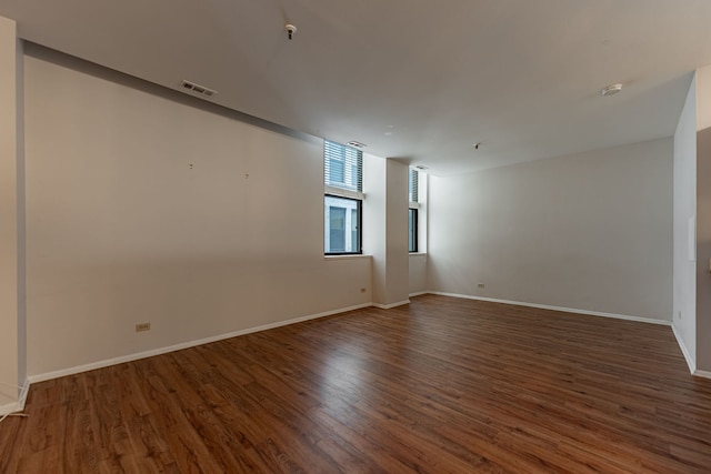 680 S Federal St Unit 409, Chicago, IL 60605 - unfurnished room featuring wood finished floors, fire sprinkler in ceiling, and a smoke detector