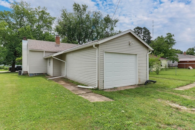 103 S Portland Pl, Clinton, IL 61727 - view of garage