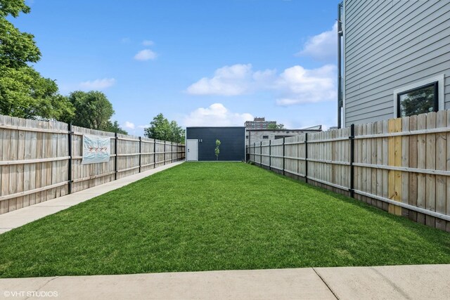 4535 S Evans Ave, Chicago, IL 60653 - fenced backyard with a storage unit