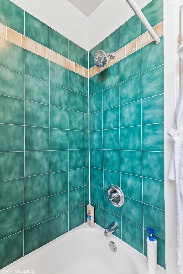 751 N Elizabeth St, Chicago, IL 60642 - photo 9