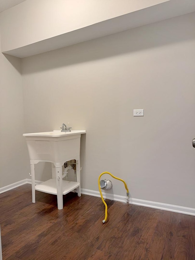 1214 Eric Ln, Lake Zurich, IL 60047 - laundry room featuring wood finished floors and baseboards