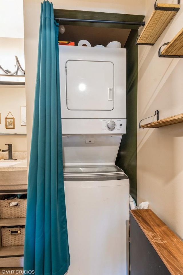 1505 Raymond Dr Unit 103, Naperville, IL 60563 - laundry room with stacked washer and clothes dryer