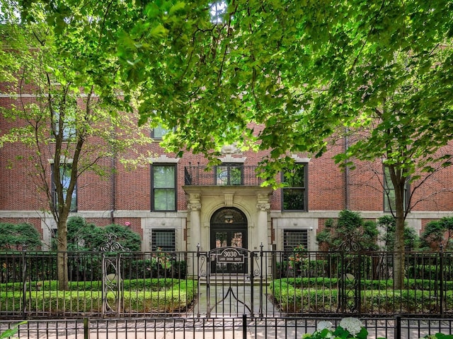 3030 N Lake Shore Dr Unit Ph401, Chicago, IL 60657 - photo 1