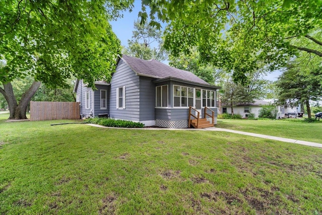 605 W 2nd N St, Wenona, IL 61377 - view of front of property with roof with shingles and entry steps